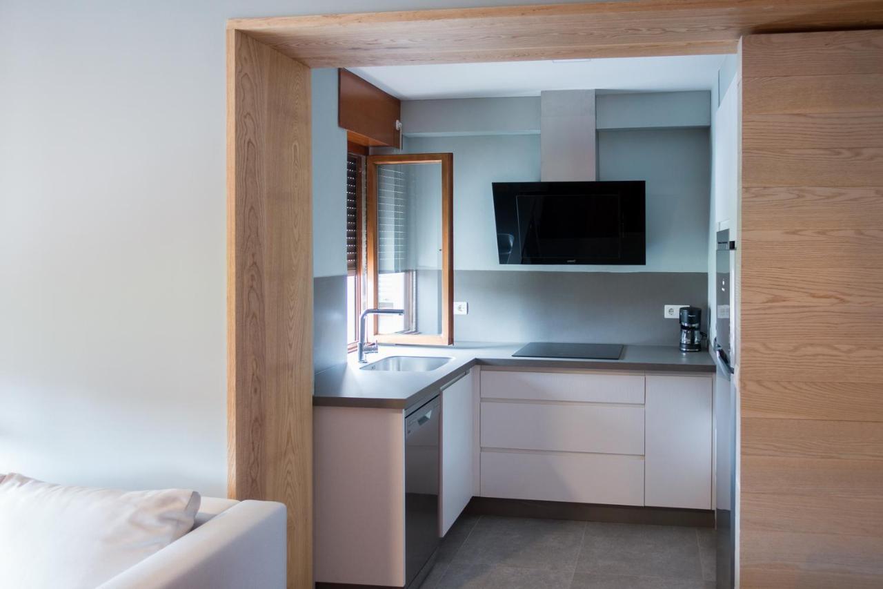 Apartamentos Barcella Tapia 타피아 데 카사리에고 외부 사진