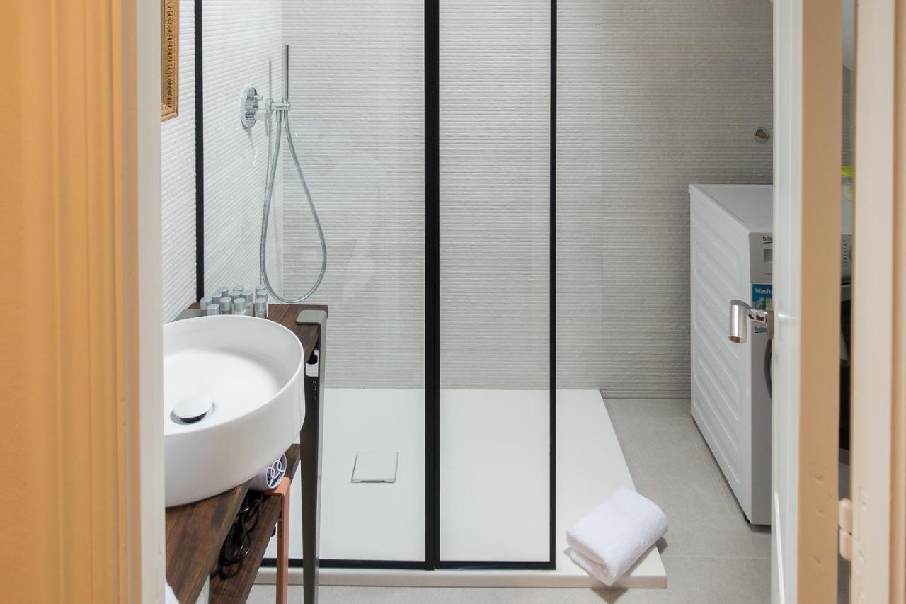 Apartamentos Barcella Tapia 타피아 데 카사리에고 외부 사진
