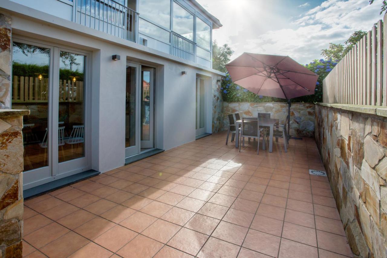 Apartamentos Barcella Tapia 타피아 데 카사리에고 외부 사진